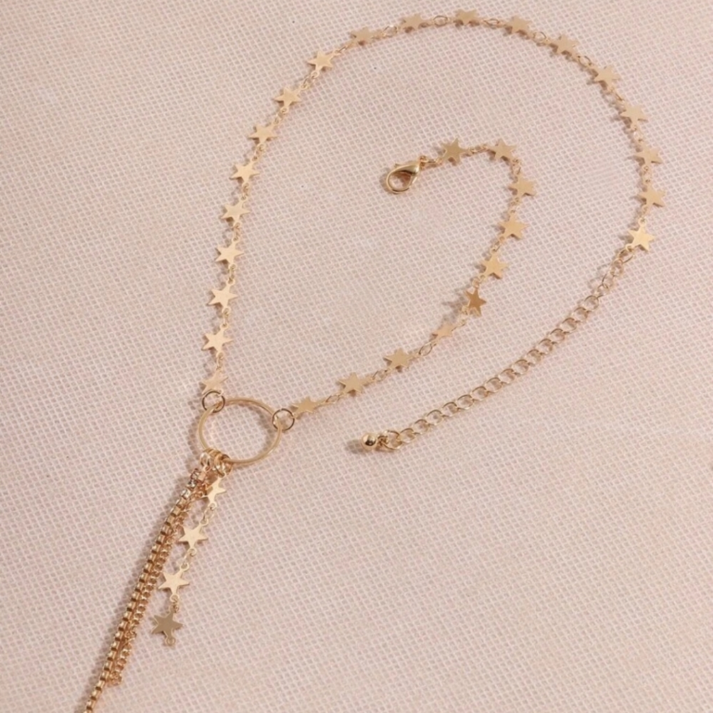 ⬇️VIVA | Star Tassel Gold Necklace - Picture 2 of 5